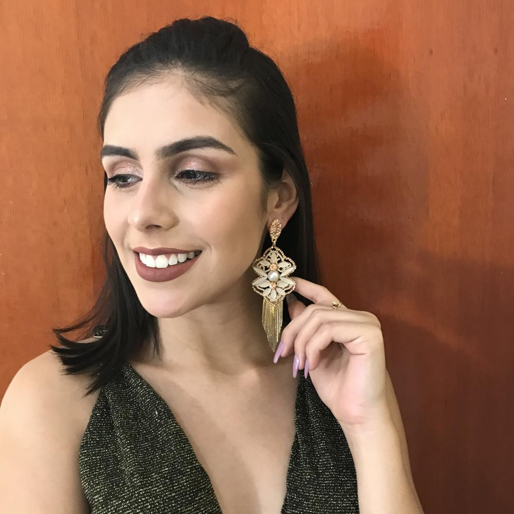 Maxi brinco com strass e franja 