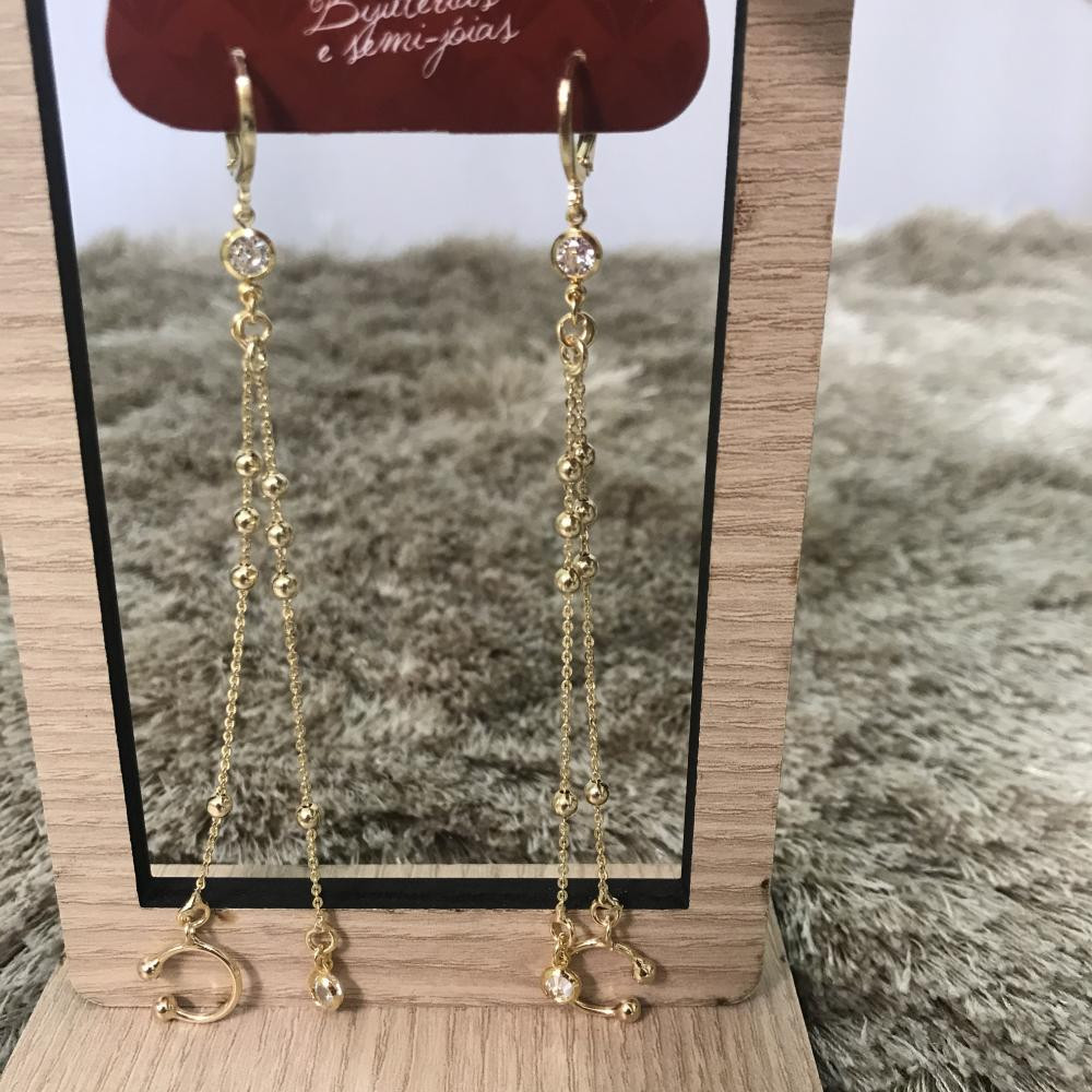 Brinco earcuff com zircônia a ouro 18k