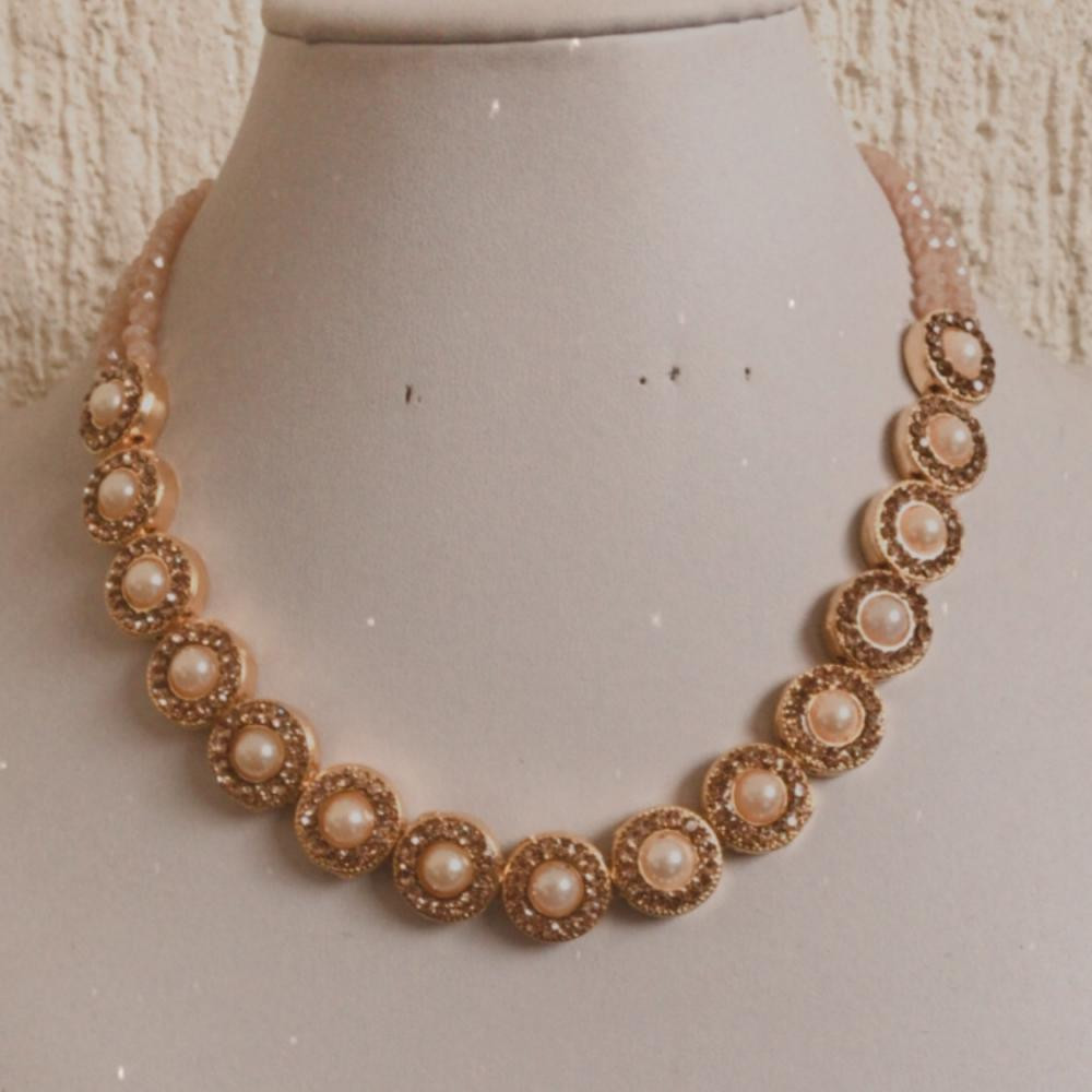 Choker Pérola com strass 