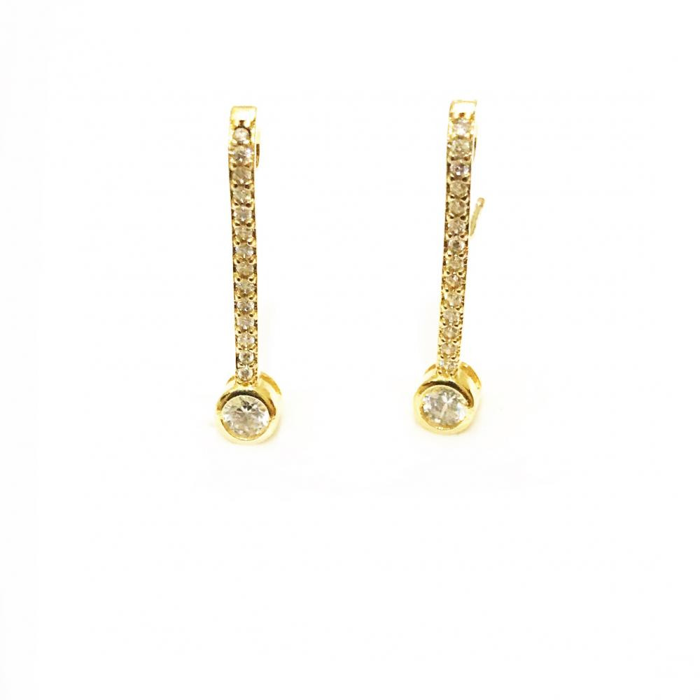 Brinco earcuff com zircônia Folheado a ouro 18kg