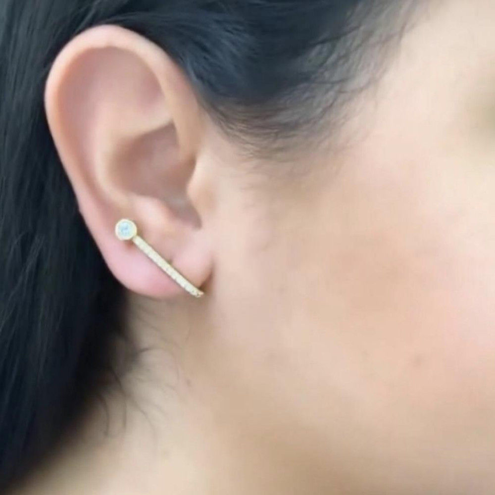 Brinco earcuff com zircônia Folheado a ouro 18kg