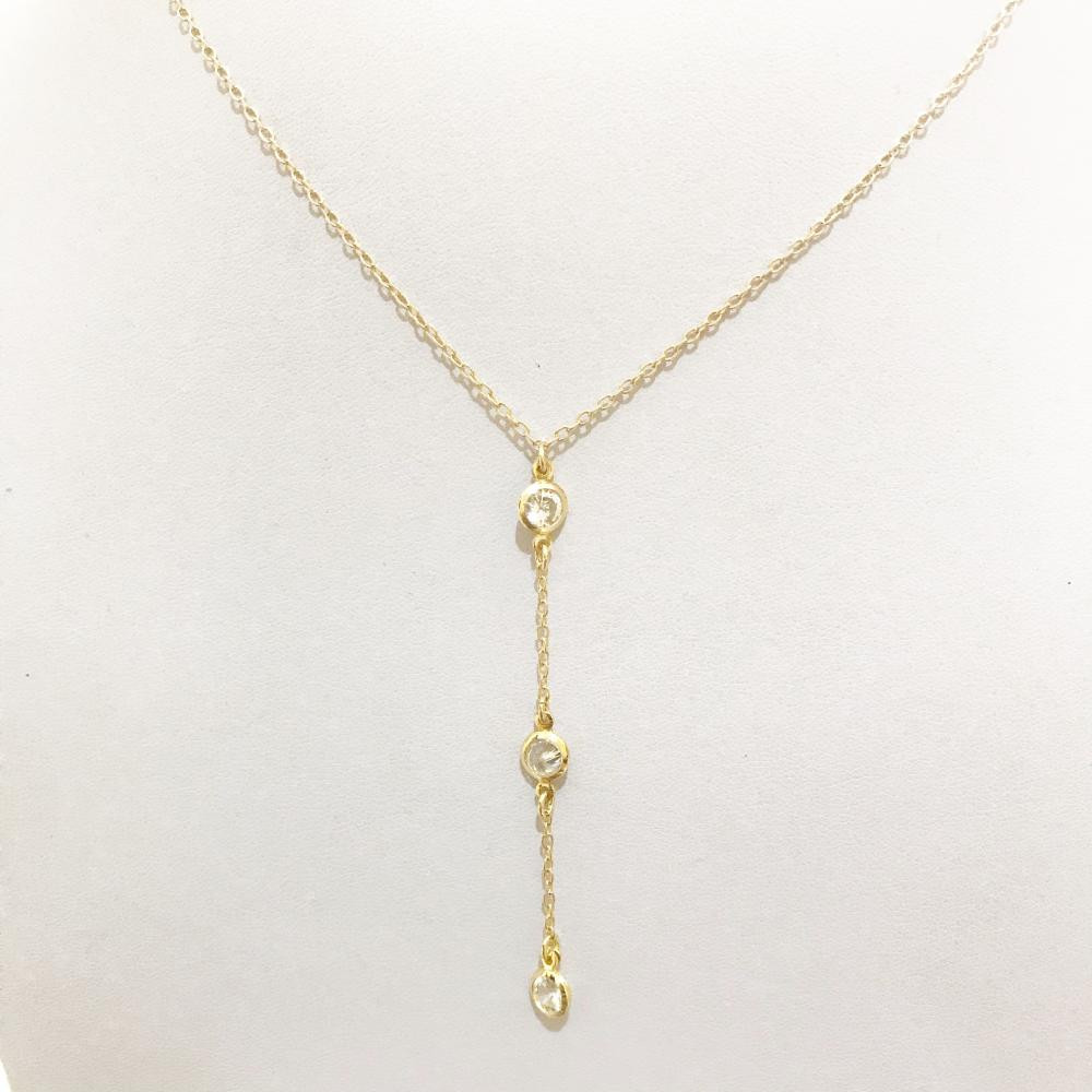 Colar gravata minimalista com pingentes de zircônia folheado a ouro 18kg 