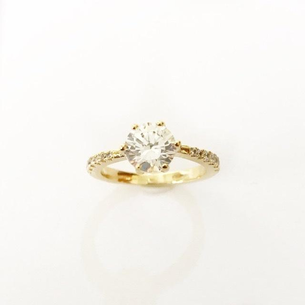 Anel cravejado com zircônia Folheado a ouro18k