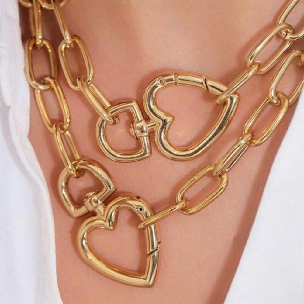 Colar elo grande com fecho de coração banhado a ouro 18k 