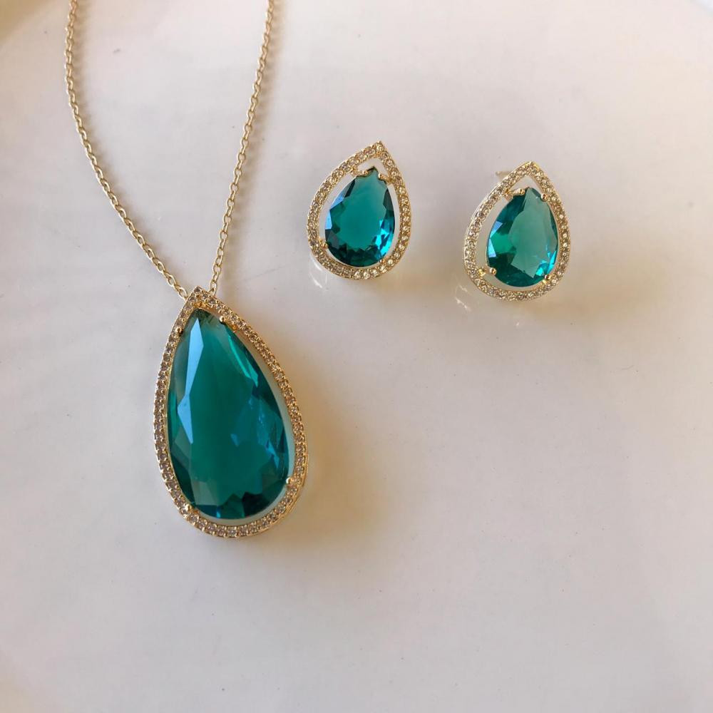 Conjunto colar e brinco com zircônia folheado a ouro 18k