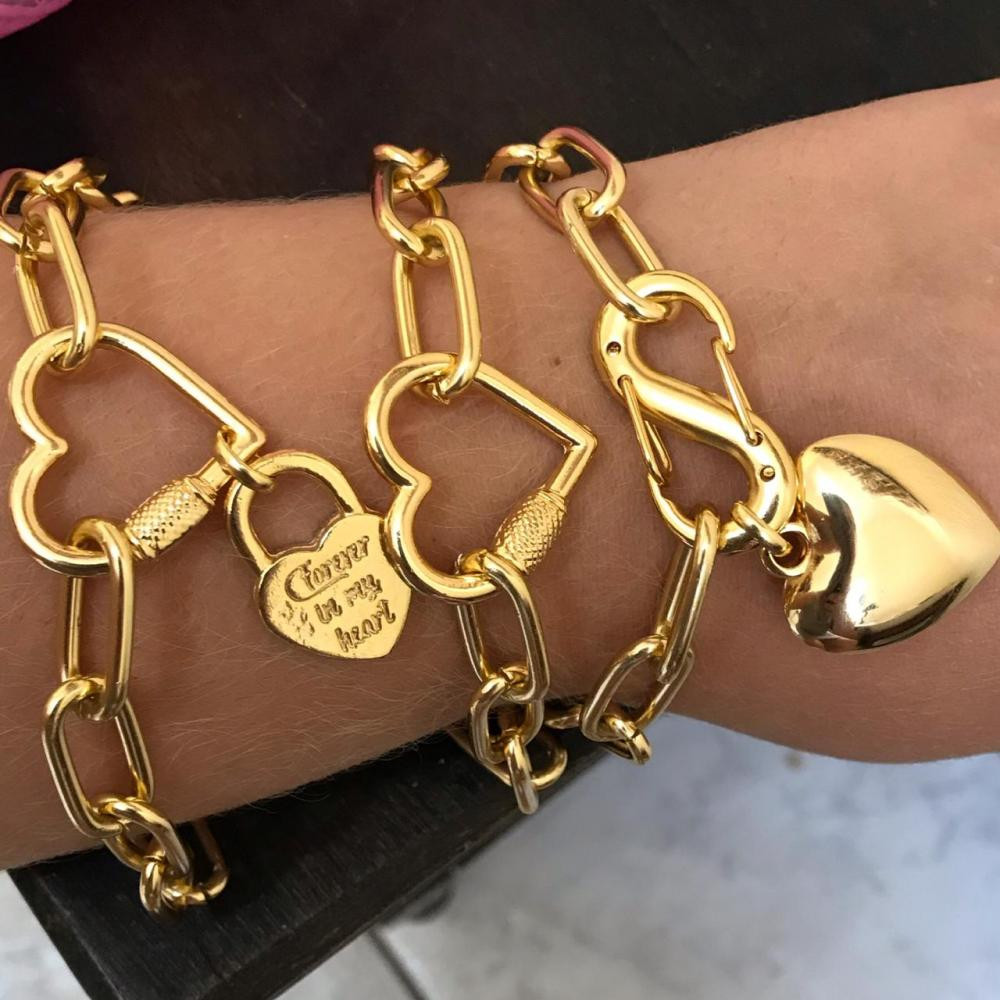 Pulseira de elo com pingente de coração folheado a ouro 18k