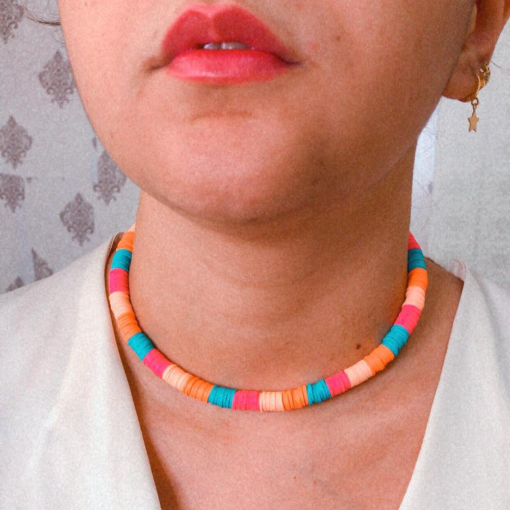 Colar Choker gargantilha com borrachas resinadas folheada a ouro 18k