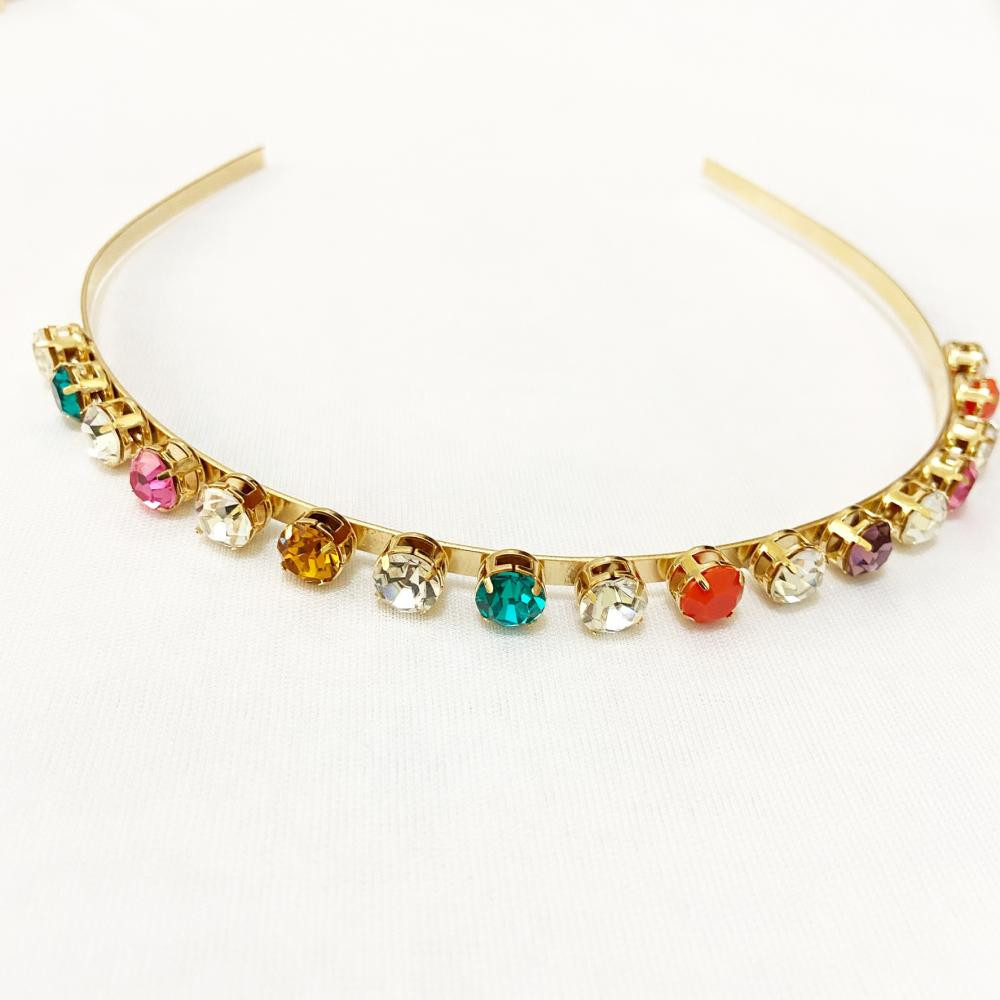 Tiara com zircônia e pedra de vidro colorido folheado a ouro 18k
