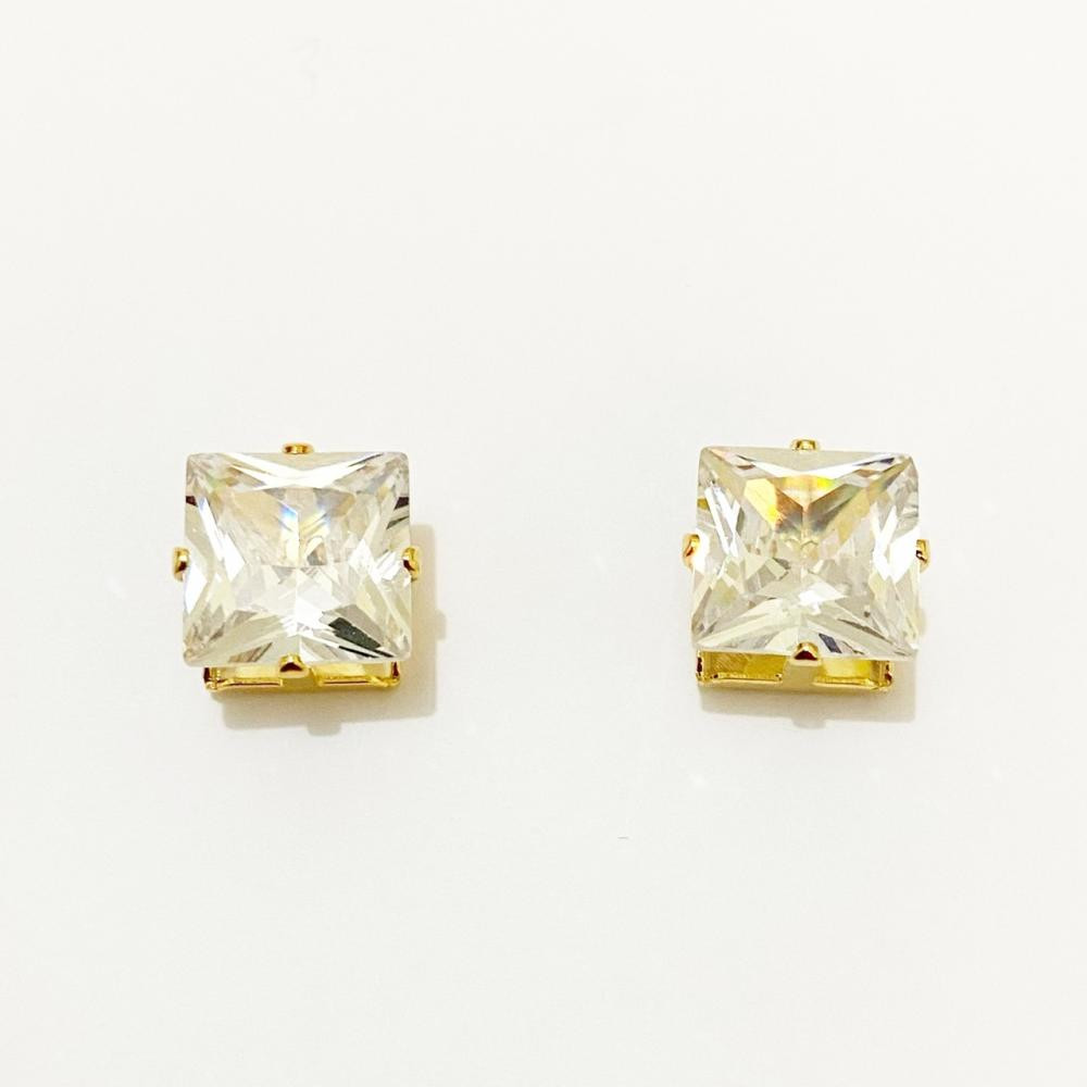 Brinco carre quadrado cravejado com zircônia folheado a ouro 18k