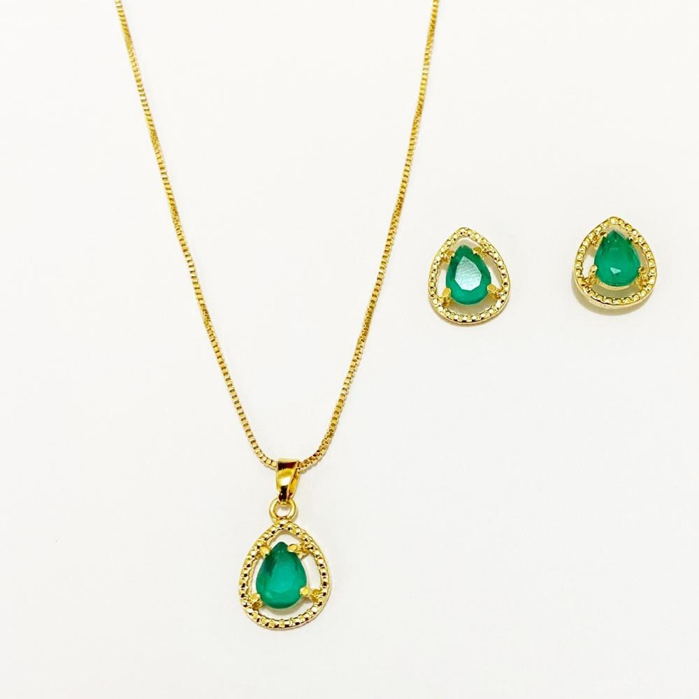 Conjunto de gota verde folheado a ouro 18k