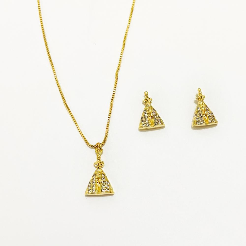 Conjunto com pingente de nossa senhora cravejado com zircônia folheado a ouro 18k