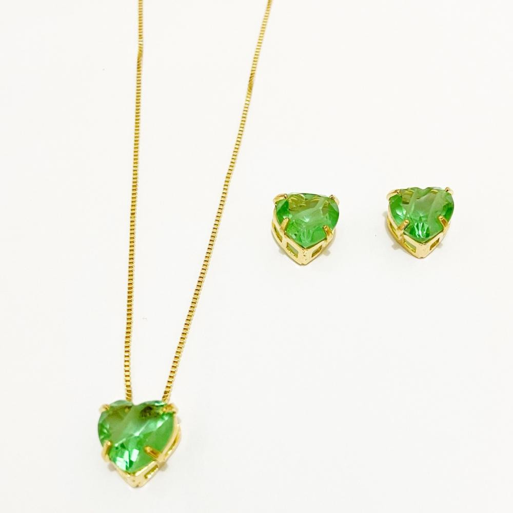 Conjunto com pingente de coração com zircônia cravejada folheada a ouro 18k