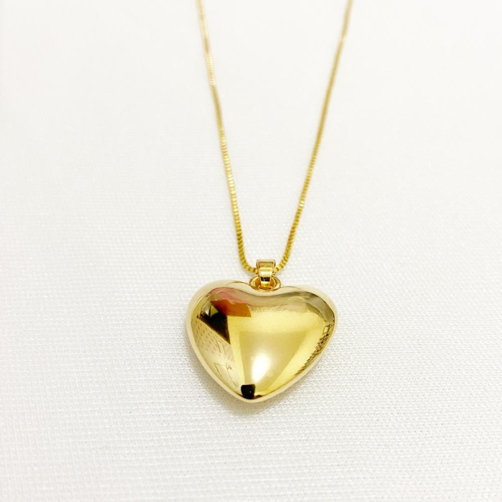 Colar com pingente de coração liso folheado a ouro 18k