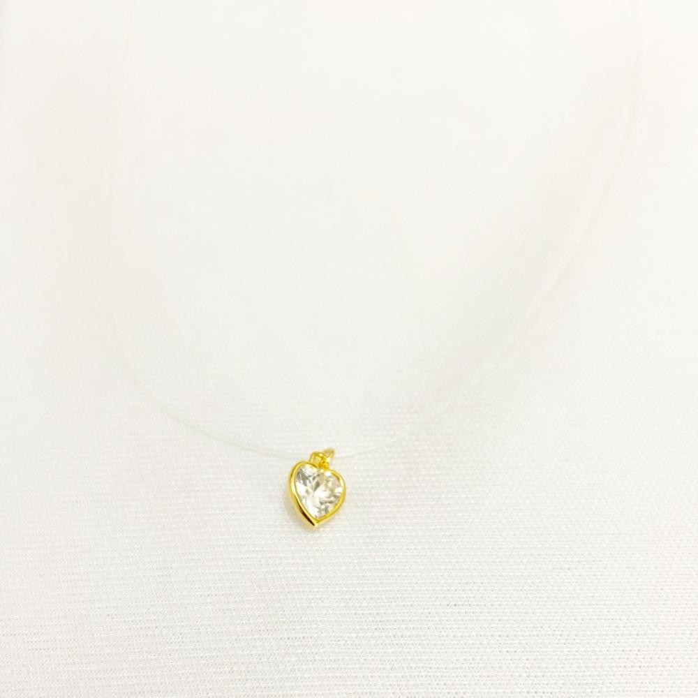 Colar ponto de luz com formato de coração e linha invisível folheado a ouro 18k 