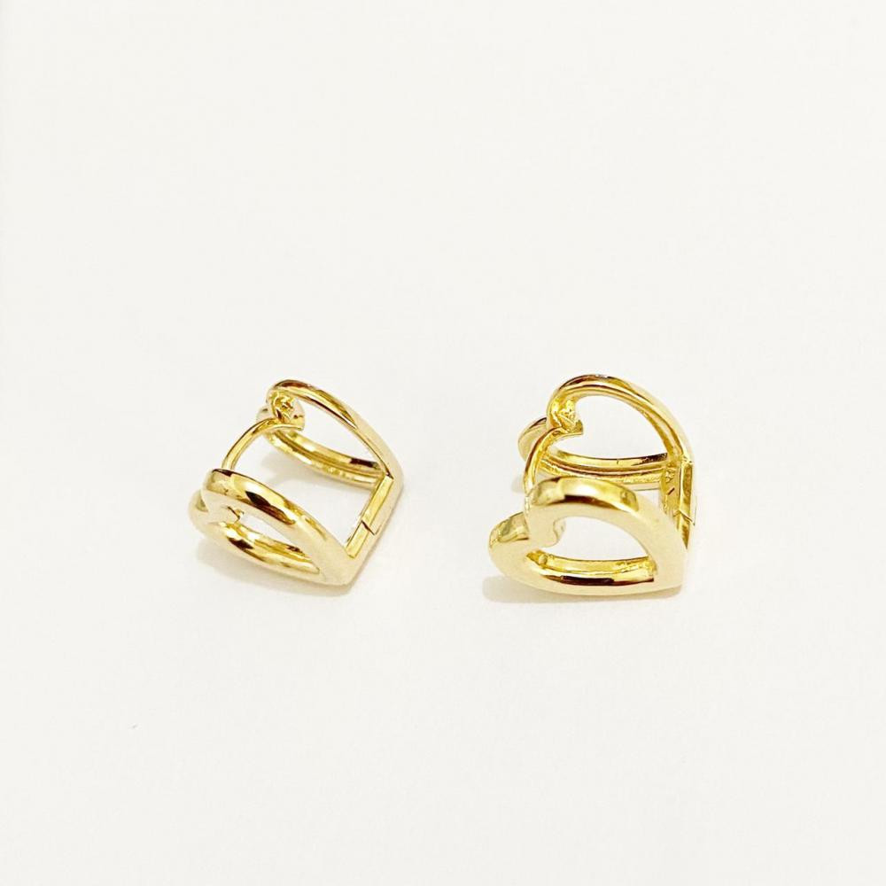 Argola duas faces de coração folheada a ouro 18k