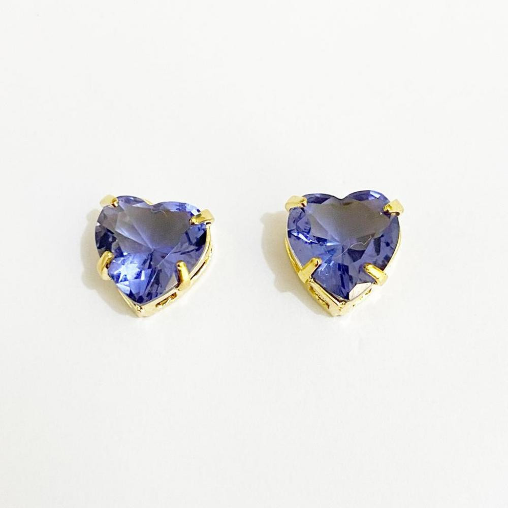 Brinco de coração no roxo folheado a ouro 18k 