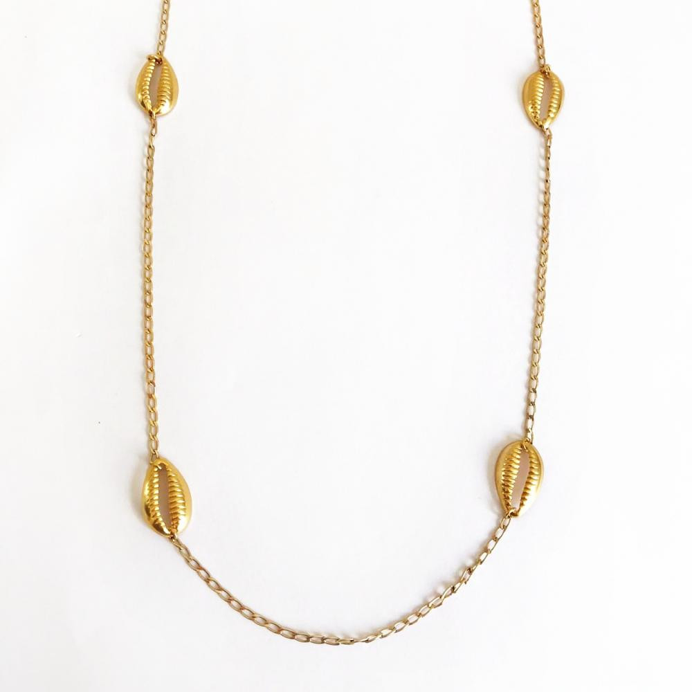 Colar longo com pingentes de concha folheado a ouro 18k