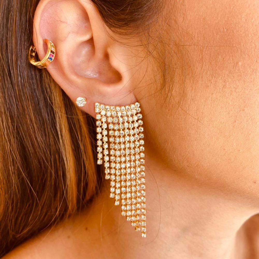 Brinco Juliette com corrente de strass folheado a ouro 18k 