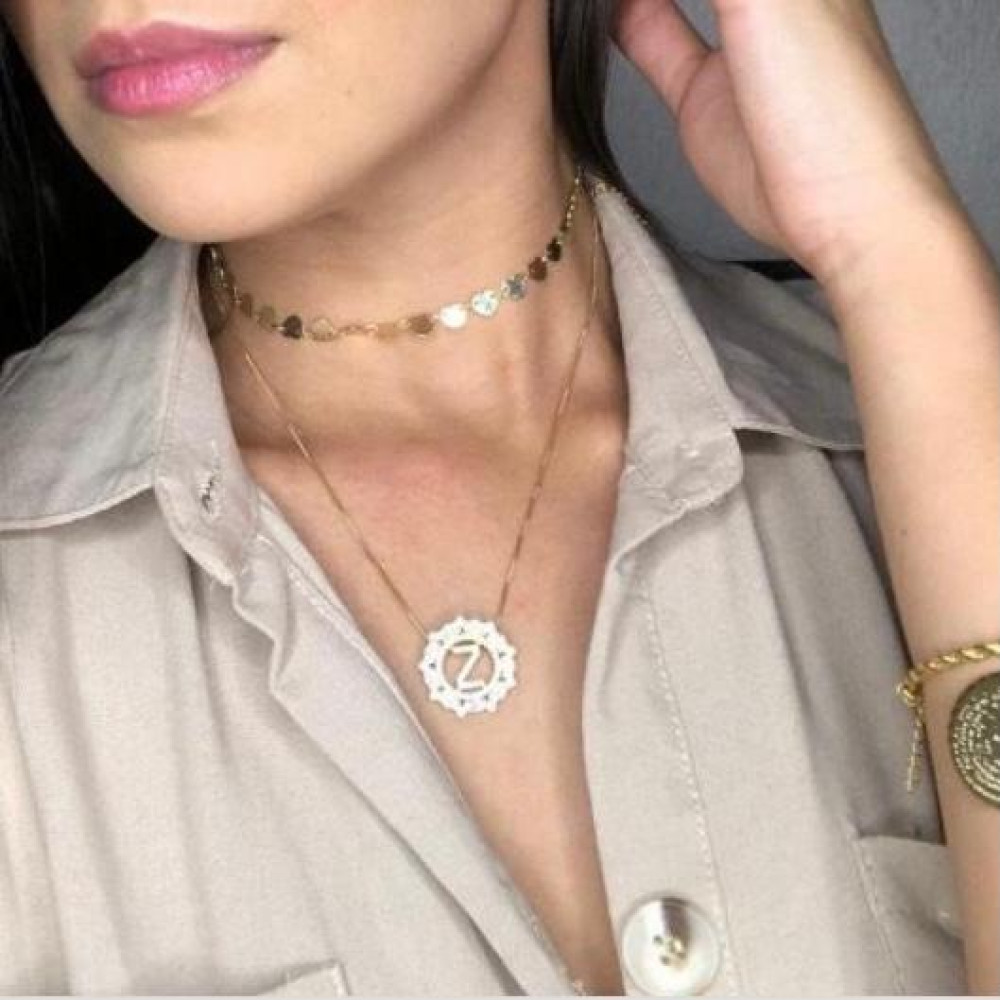 Colar Personalizado Mandala Letra cravejada com zircônia