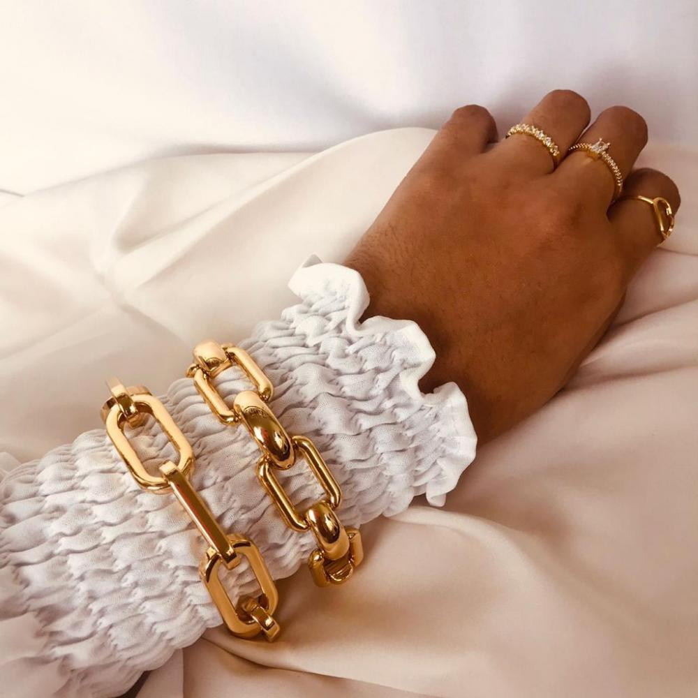 Pulseira de elos grossos boss banhado a ouro 18k