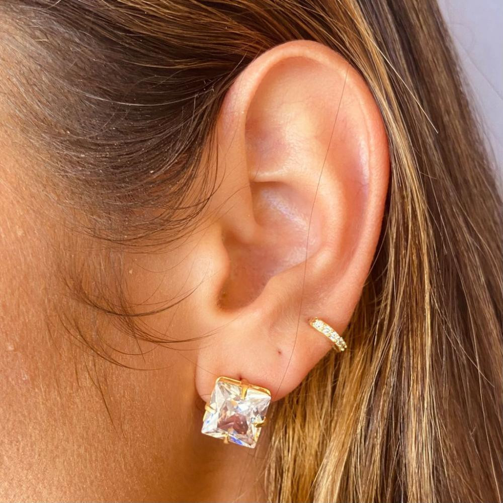Brinco de carré quadrado com zircônia cristal banhado a ouro 18k 
