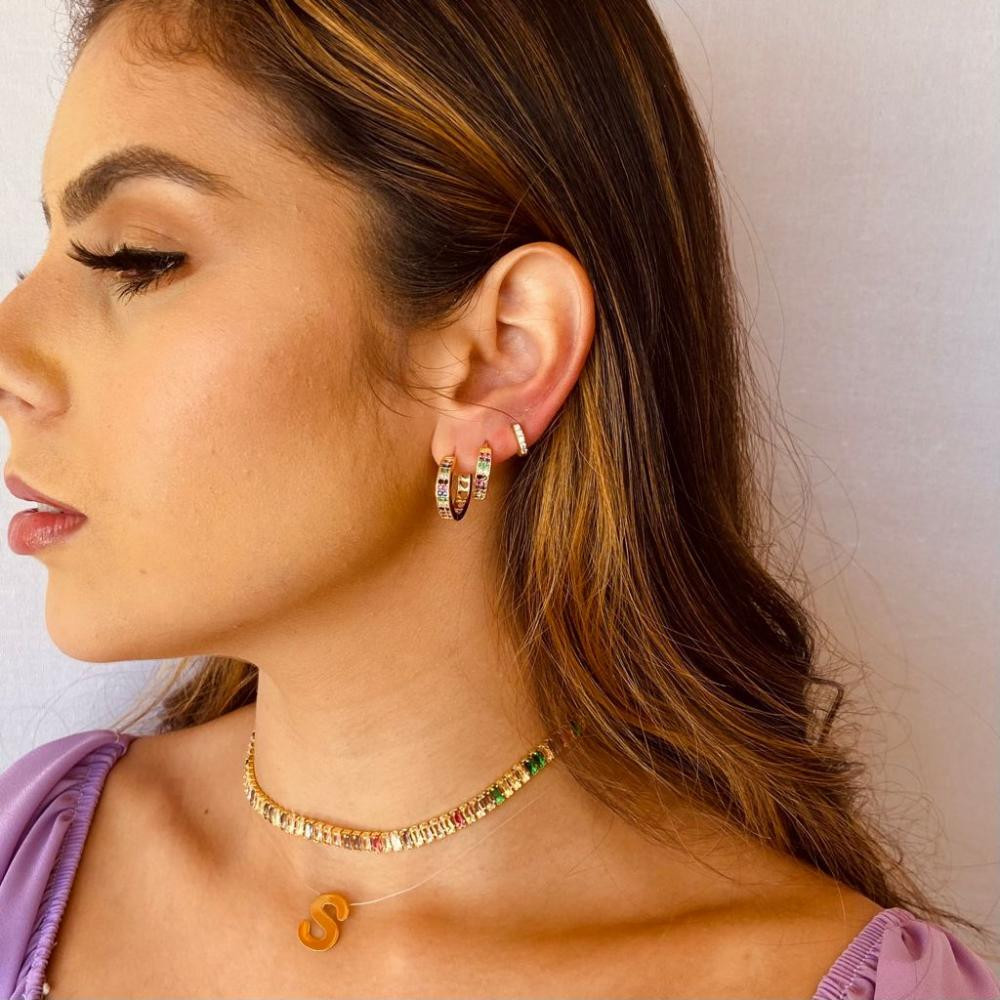 Colar linha invisível com letra personalizado banhado a ouro 18k