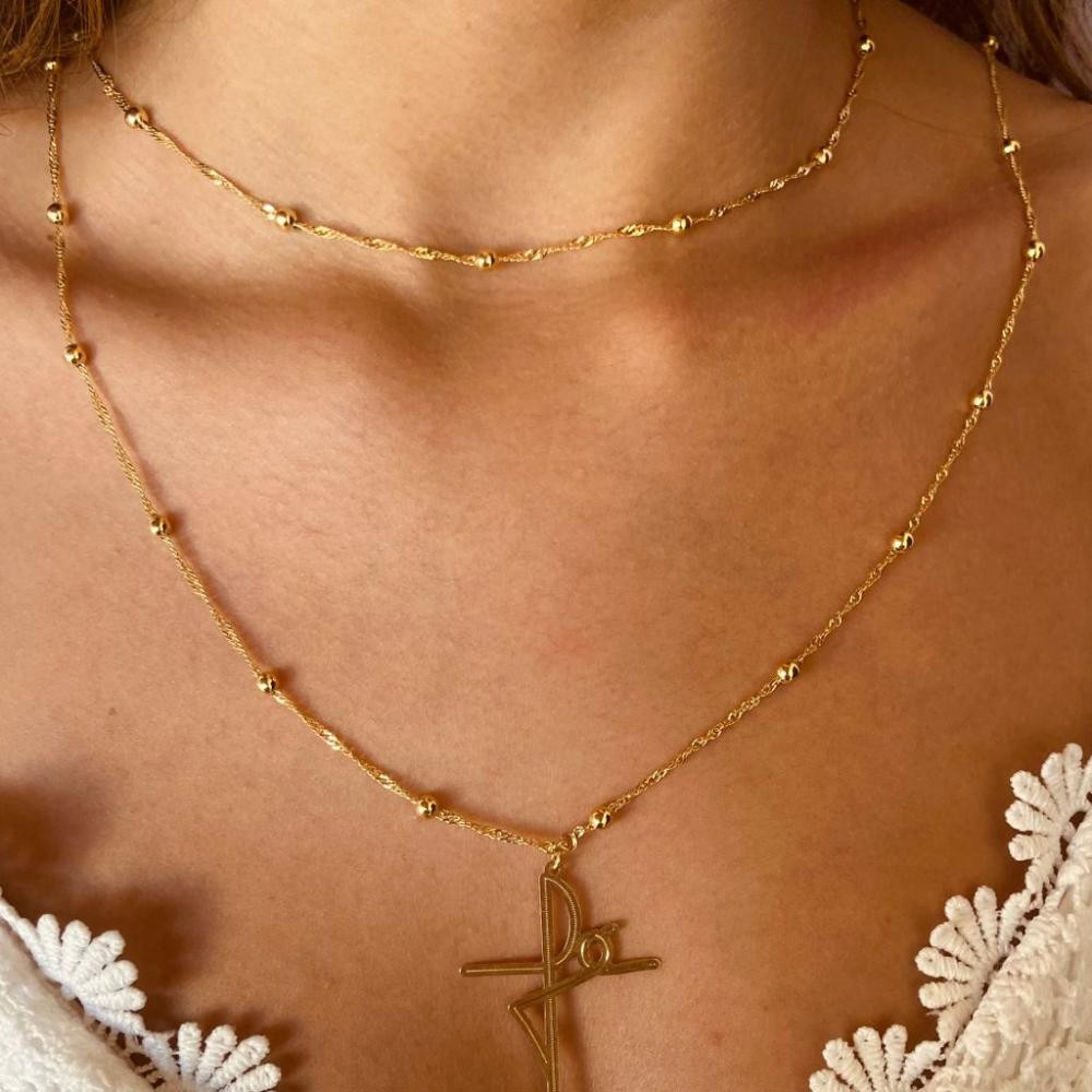 Colar longo com micro bolinhas e pingente grande de fé banhado a ouro 18k