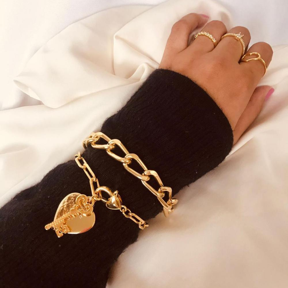Pulseira fecho de coração com pingente de coração e chave folheado a ouro 18k