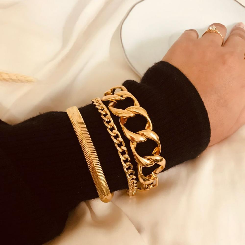 Pulseira correntaria de elos banhada a ouro 18k