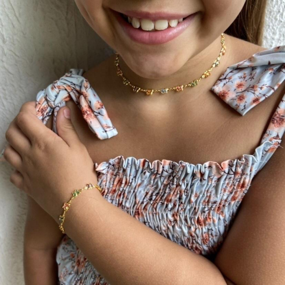 Pulseira infantil de borboletas coloridas banhado a ouro 18k
