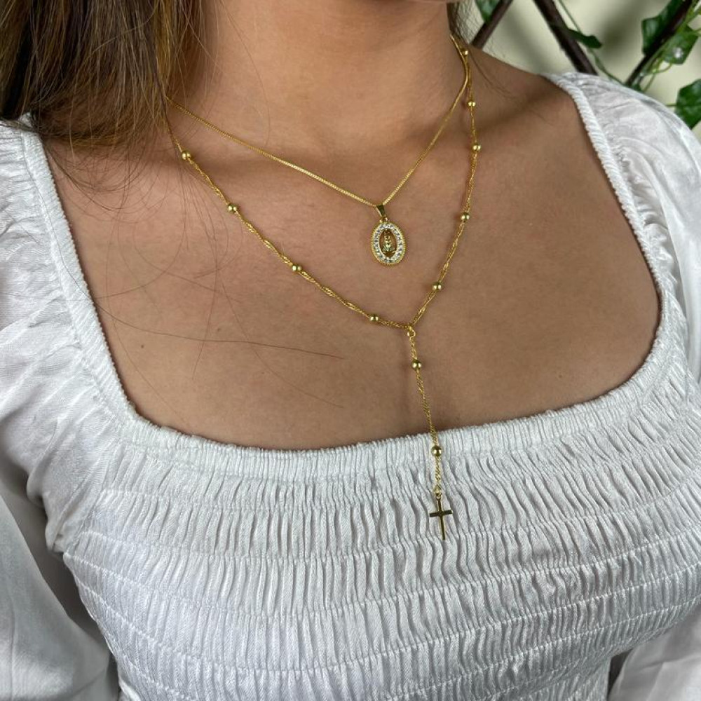 Colar Terço gravata com pingente de cruz e micro bolas banhado  a ouro 18k