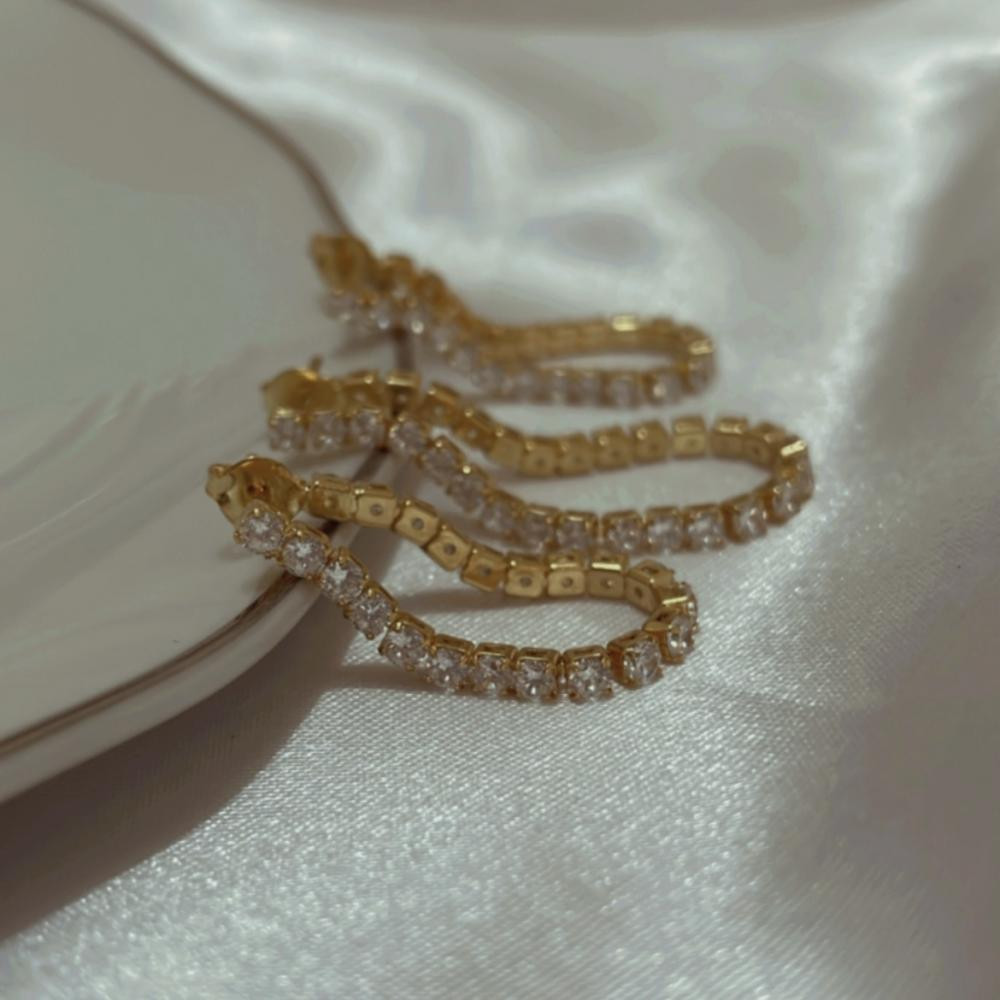 Brinco trio de corrente banhado a ouro 18k