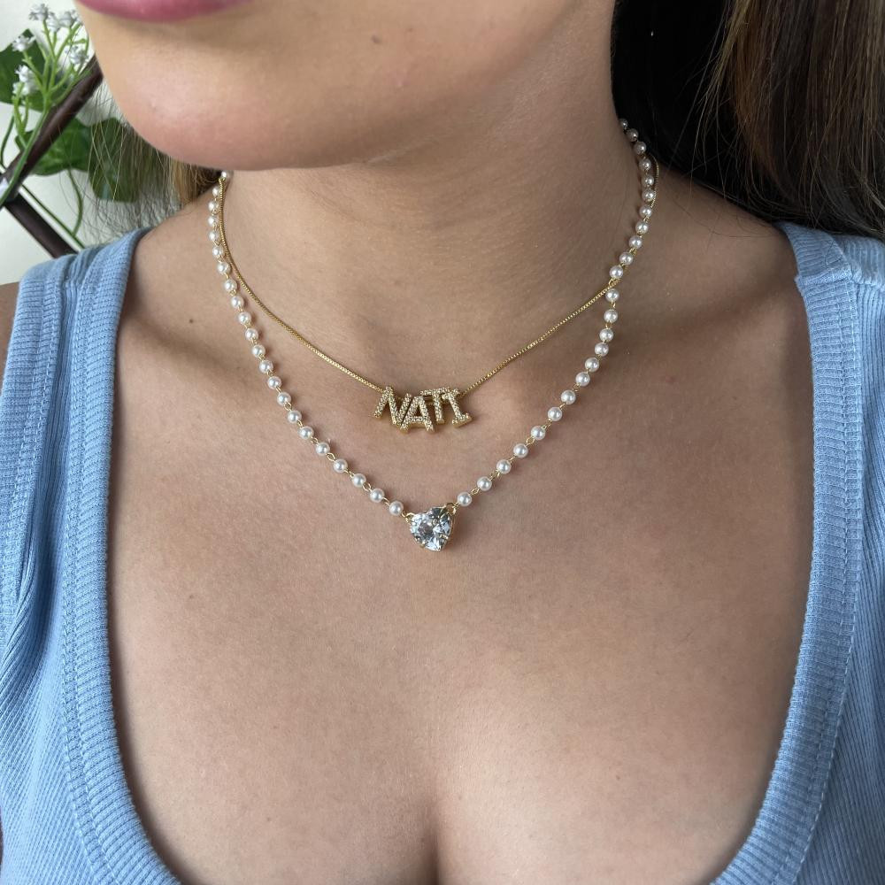Colar personalizado com letras cravejadas banhado a ouro 18k 