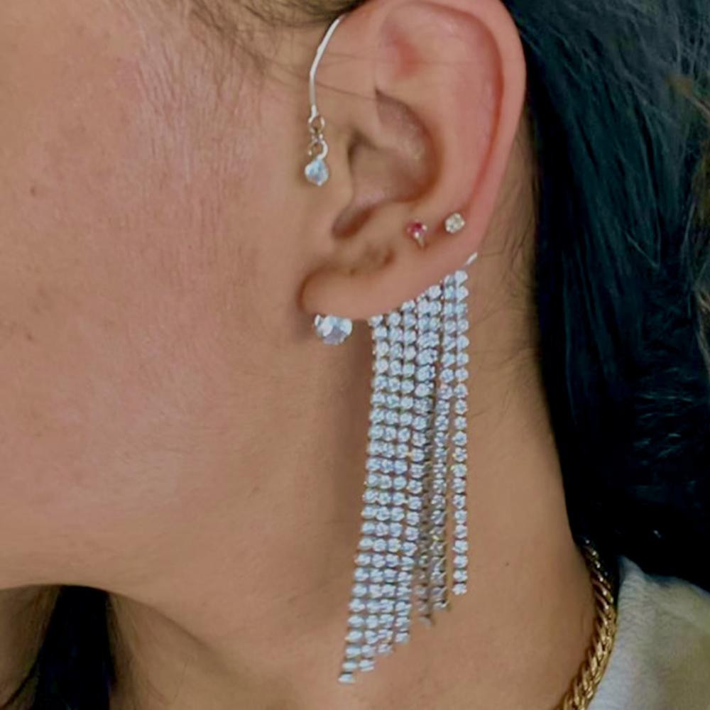 Brinco earcuff com franja de zircônia cristal escolha a cor do seu banho