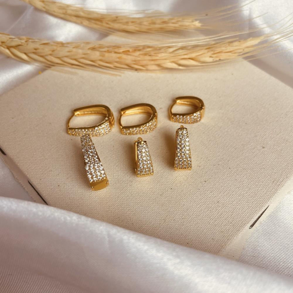 Trio de argola cravejado com zircônia cristal banhado a ouro 18k 