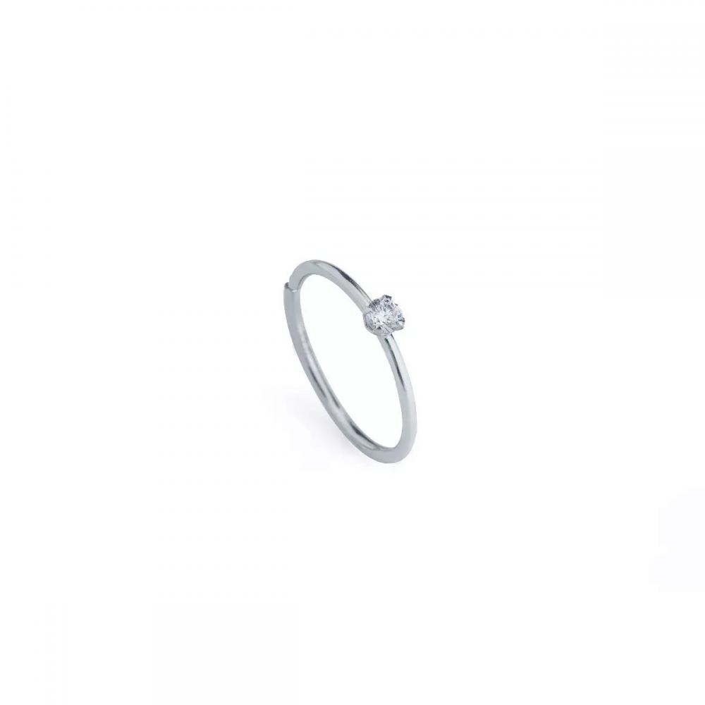 Piercing com ponto de luz na prata 925