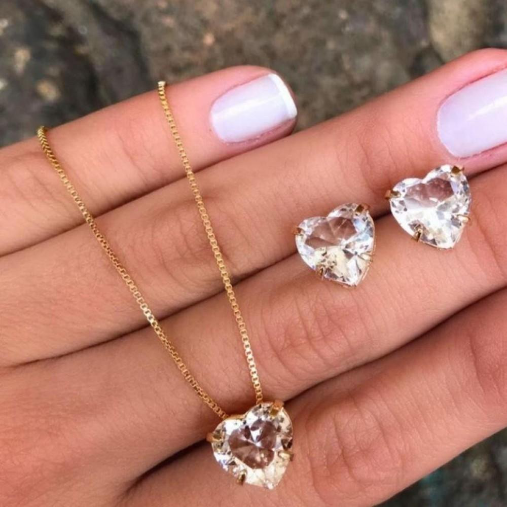 Colar de coração Cecilia com zircônia banhado a ouro 18k