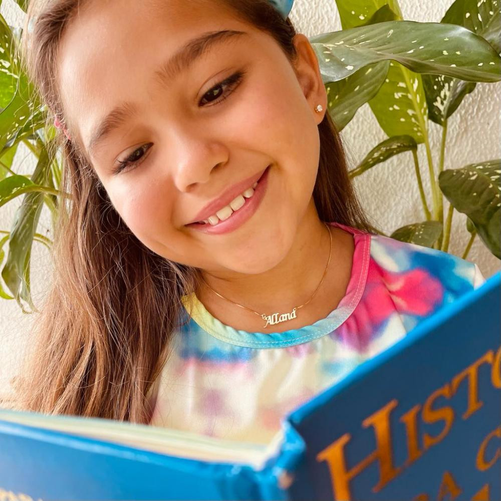 Brinco ponto de luz Infantil banhado a ouro 18k 
