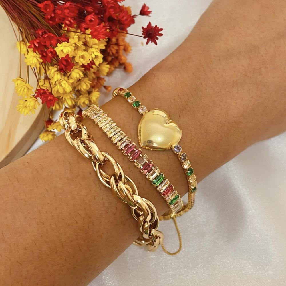 Pulseira riviera colorida com pingente de coração banhada a ouro 18k 