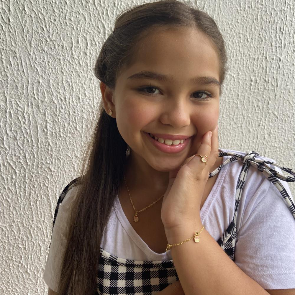 colar infantil com pingente de cupcake banhado a ouro 18k 