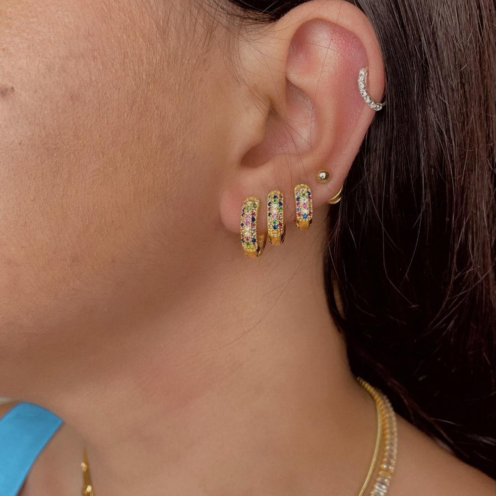 Trio de argola cravejado com zircônia colorida banhado a ouro 18k 