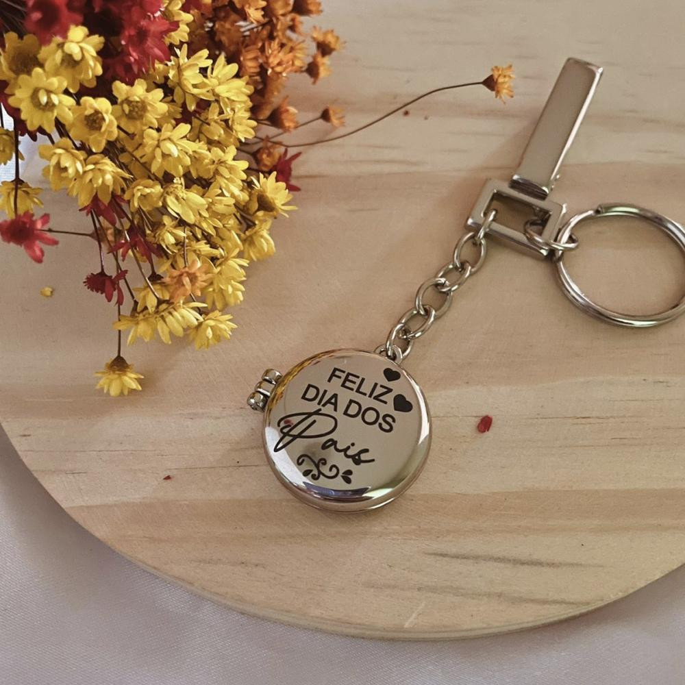 Chaveiro personalizado relicário com foto em banho cor prata ou dourado