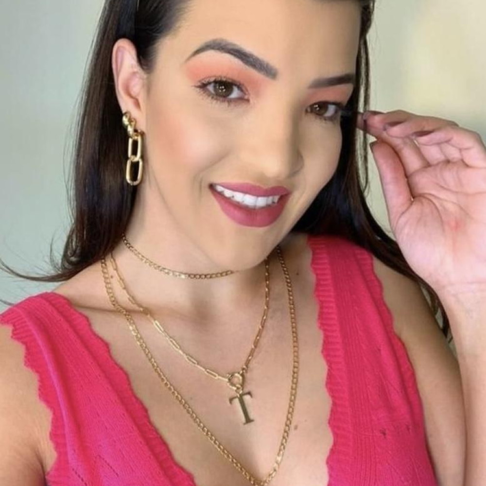 Colar de letra personalizado com fecho boia folheado a ouro 18k