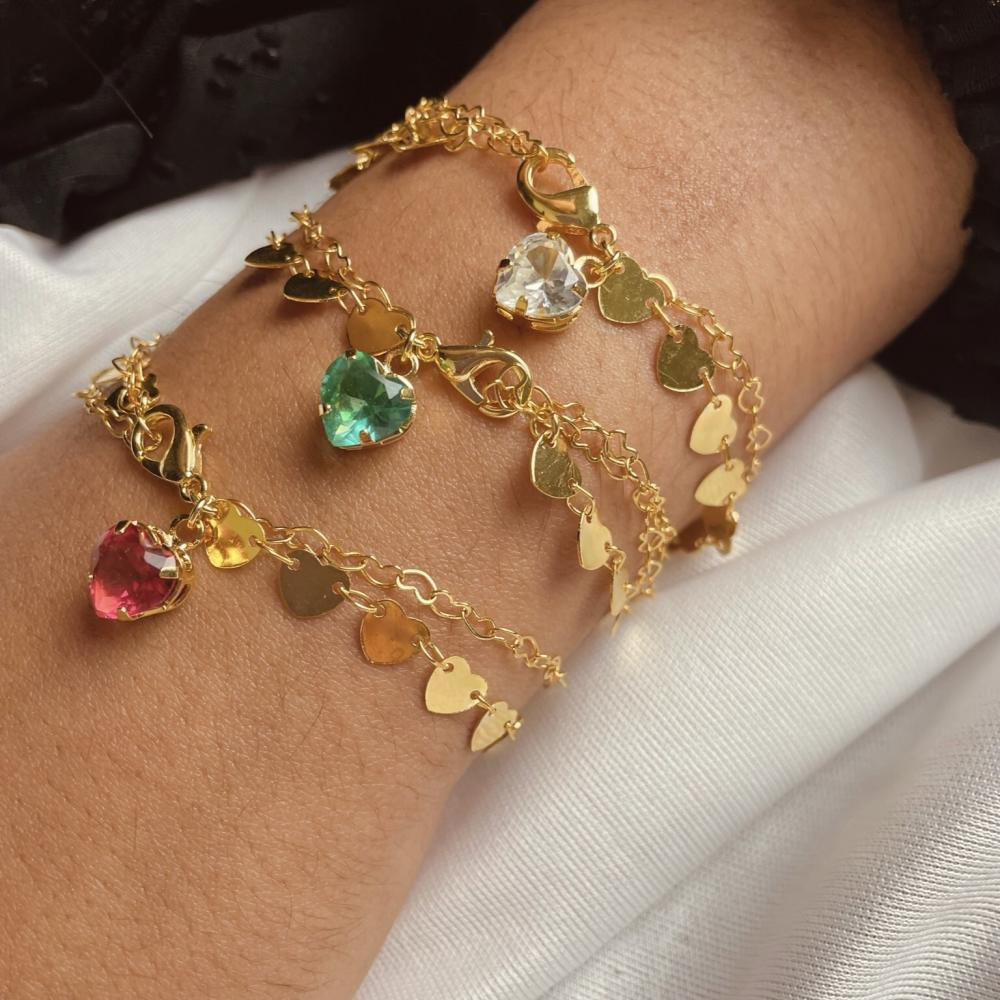 Pulseira com corrente dupla e pingente de coração banhada a ouro 18k 