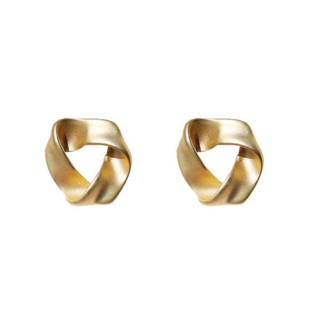 Brinco Isabella banhado a ouro 18k 