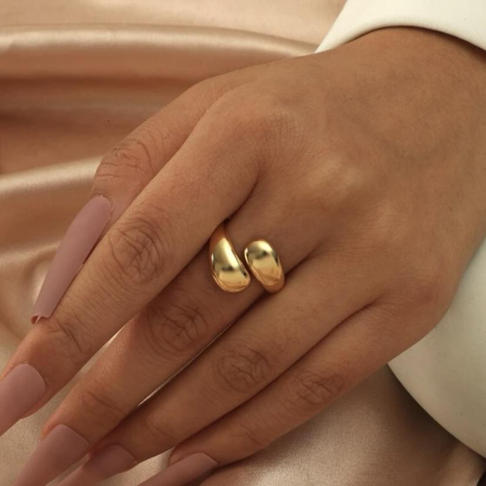 Anel Thays banhado a ouro 18k