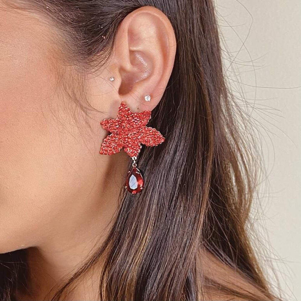 Brinco de strass banhado a ouro 18k 
