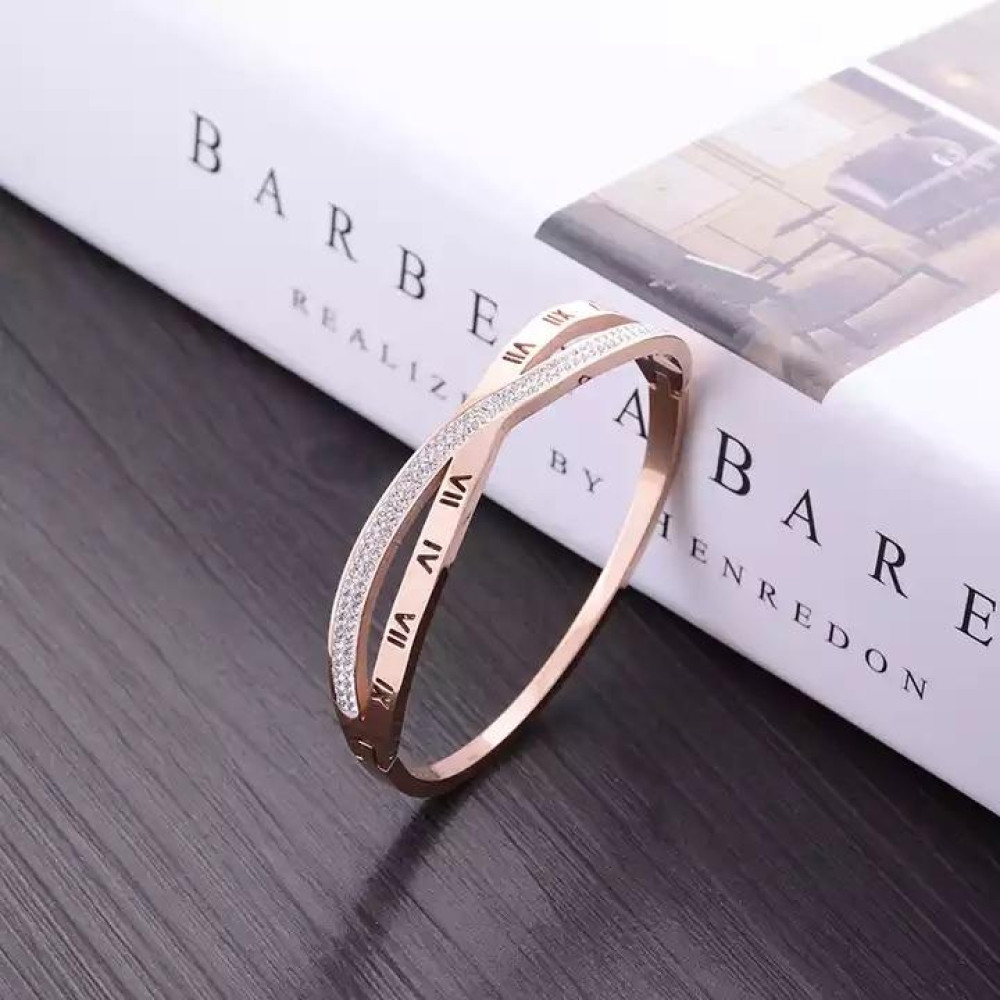 Bracelete Amanda infinito cravejado banhado a ouro 18k 