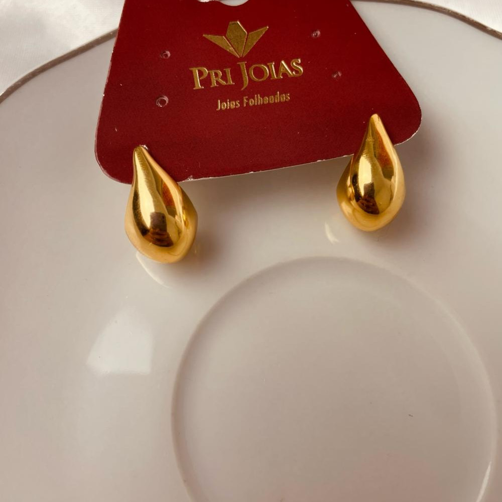 Brinco de gota lisa banhado a ouro 18k