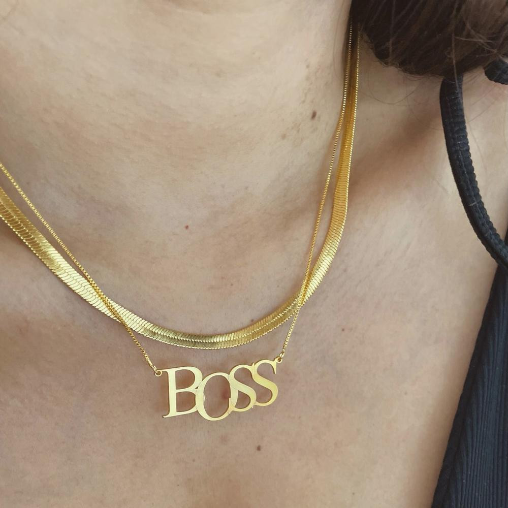 Colar monograma quatro letras banhado a ouro 18k  